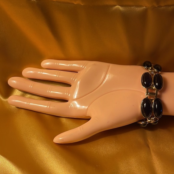 Gold colored bracelet with 2 strands of oval purple jewels-FINAL MARKDOWN - Picture 2 of 7